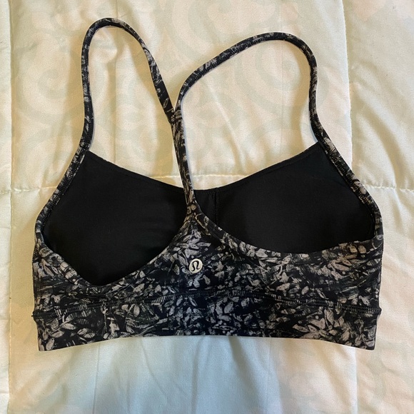 Lululemon flow Y bra - Picture 4 of 8